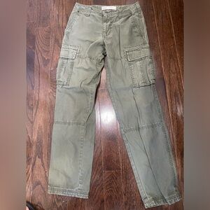 Cargo green pants